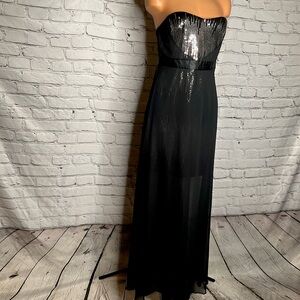 Steppin' Out Elegant Black Strapless Dress